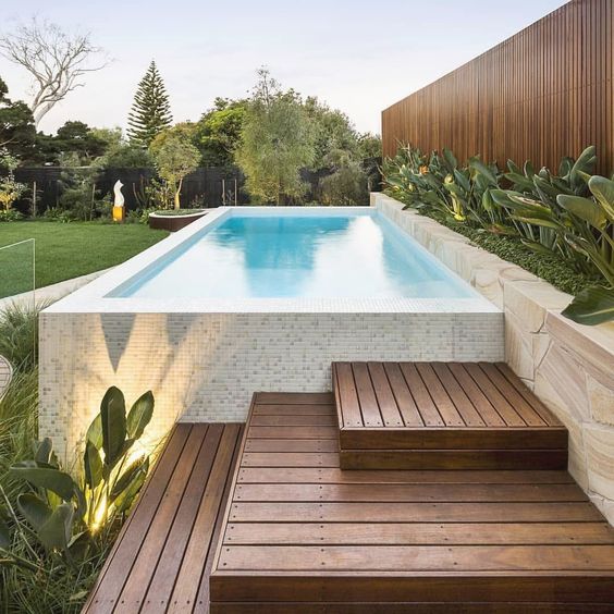 Above Ground Swimming Pool: Gorgeous Earthy Design