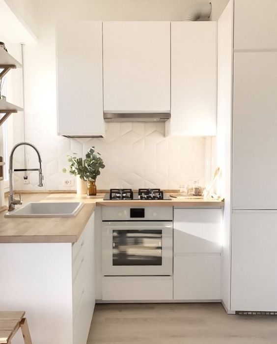Apartment Kitchen Ideas: Stylish All-White Decor