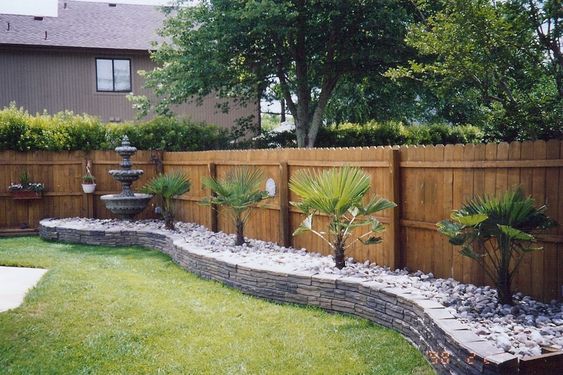 Fence Landscaping Ideas 24