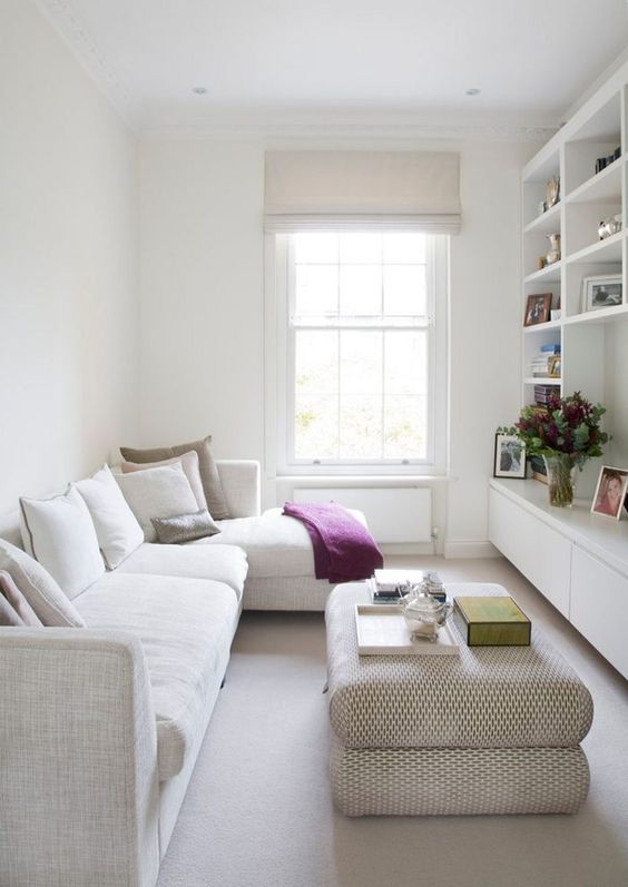 Simple Living Room: Simple All-White Decor
