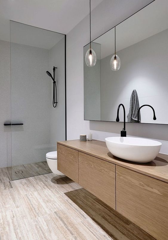 Bathroom Decor Ideas: Elegant Rustic Decor