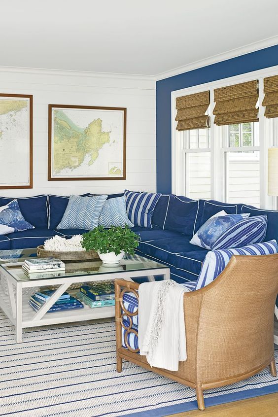 Living Room Decor Ideas: Exhilarating Nautical Style