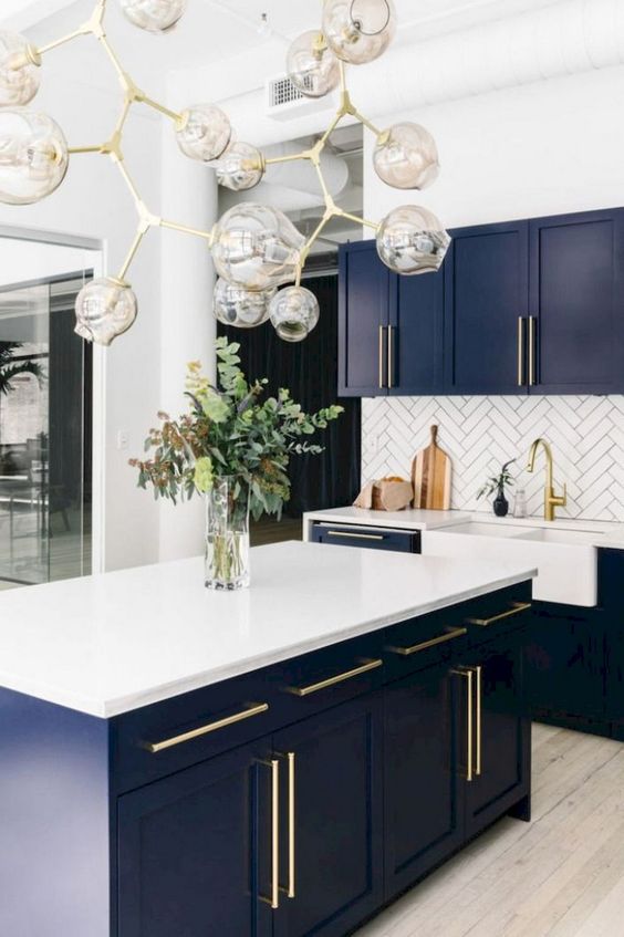 Kitchen Colors Ideas: Elegant Bold Decor