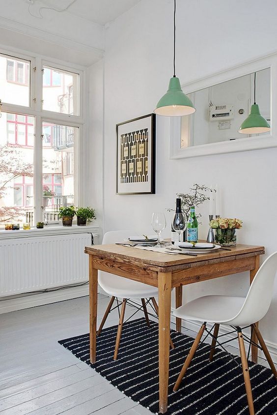 Dining Room Apartment Ideas: Chic Intimate Decor