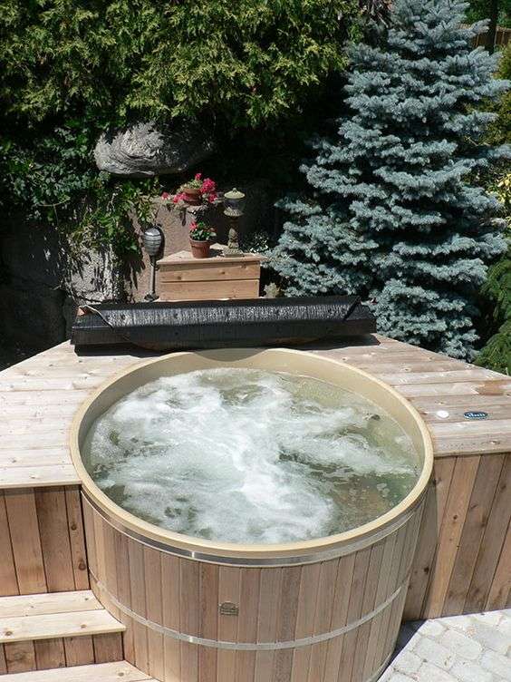 Wooden Hot Tub 8